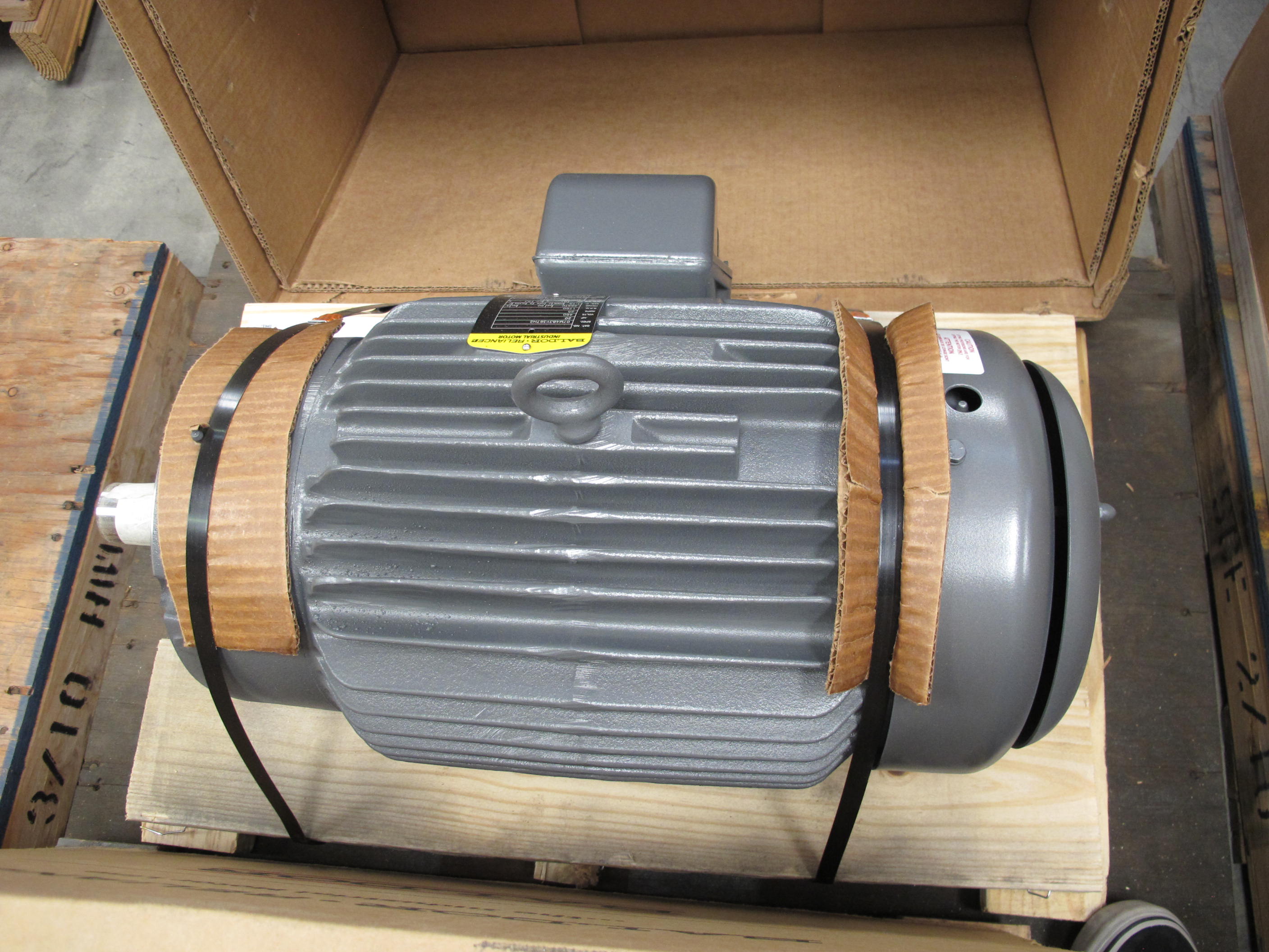 MOTOR, ELECTRIC TYPE, 20 HORSEPOWER, 460VAC 3 PHASE 60HZ ELEC RATING, 1800 RPM RATED SPEED/1755 RPM FULL LOAD SPEED, 256TC FRAME, 25 AMPS FULL LOAD, VERTICAL CONSTRUCTION, TOTALLY ENCLOSED FAN-COOLED (TEFC) ENCLOSURE, VERTICAL-SHAFT DOWN MOUNTING, 1.0 SERVICE FACTOR (SF), NEMA DESIGN "B", CLASS "B" INSULATION, 80 DEG-C MAX. TEMP RISE OVER 40 DEG-C AMBIENT, 576% LOCKED ROTOR CURREN, PART # 07M483Y397H2 (W-44) LOADING & HANDLING FEE $15-